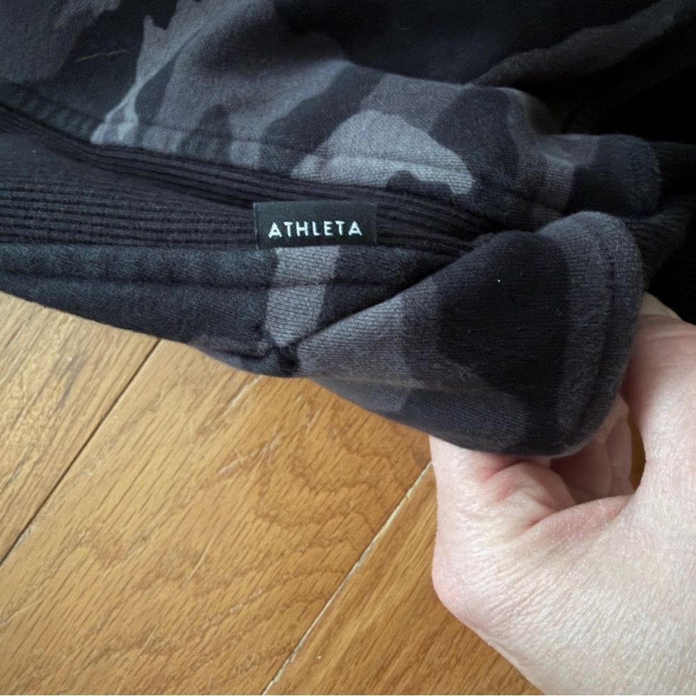 Athleta Triumph Full Zip Jacket Black Gray Camo Size M Gym Sport Sweatshirt - Picture 8 of 12